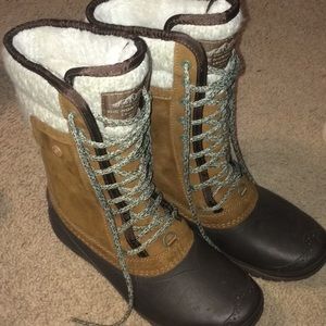 Northface boots size 7
